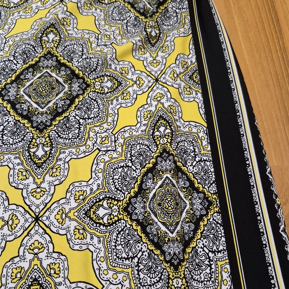 Women's Palazzo Pants - Picture 2 of 4